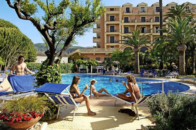 Zájezd Grand Hotel Royal ***** - pobřeží Amalfi - Neapolský záliv / Sorrent - Záběry místa