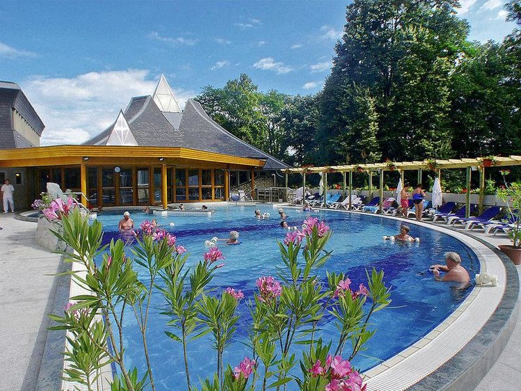 Zájezd Danubius Health Spa Resort Heviz ****+ - Balaton / Heviz - Bazén