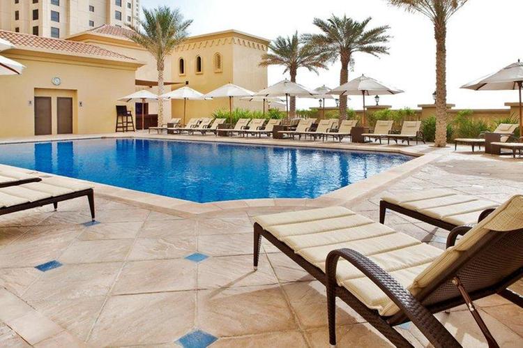 Zájezd Hilton Dubai Jumeirah Beach ***** - S.A.E. - Dubaj / Dubaj - Bazén