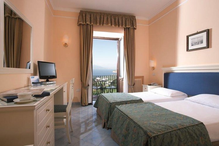 Zájezd Jaccarino **** - pobřeží Amalfi - Neapolský záliv / Sant' Agata sui due Golfi - Příklad ubytování