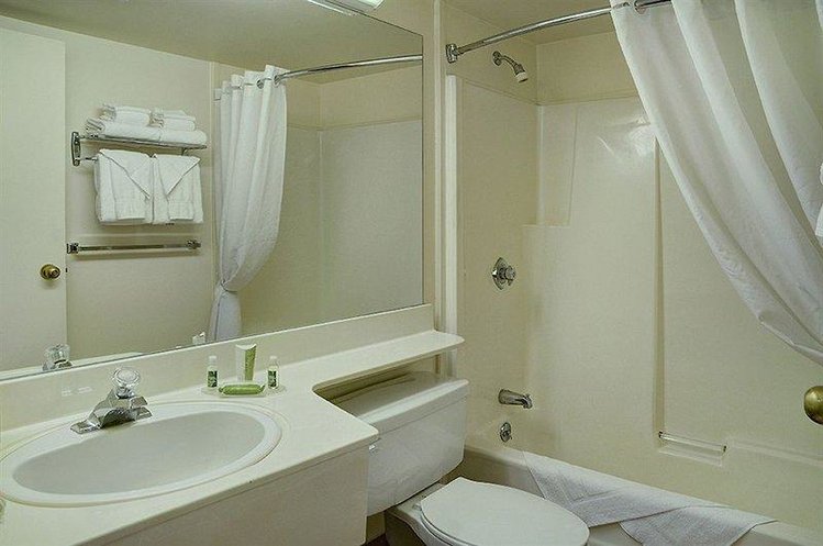 Zájezd Quality Inn & Suites ** - Nový Brunswick / Bathurst - Koupelna