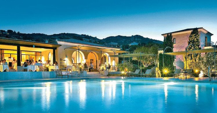 Zájezd La Villa ***** - Korsika / Calvi - Bazén