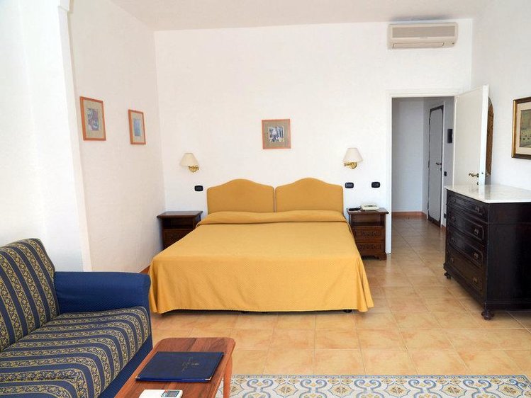 Zájezd Grand Hotel Excelsior **** - pobřeží Amalfi - Neapolský záliv / Amalfi - Příklad ubytování