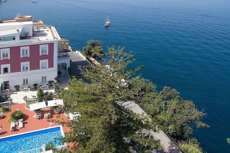 Zájezd Villa Garden **** - pobřeží Amalfi - Neapolský záliv / Sant'Agnello - Záběry místa