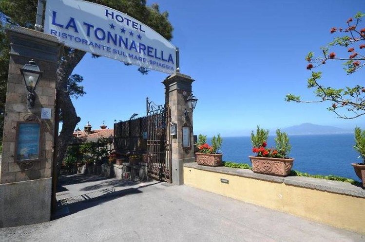 Zájezd La Tonnarella **** - pobřeží Amalfi - Neapolský záliv / Sorrent - Záběry místa