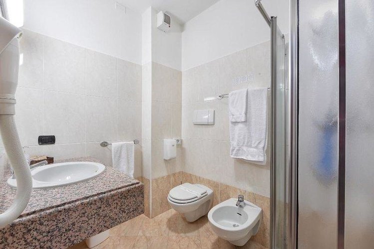 Zájezd Postumia *** - Benátsko / Villafranca di Verona - Koupelna