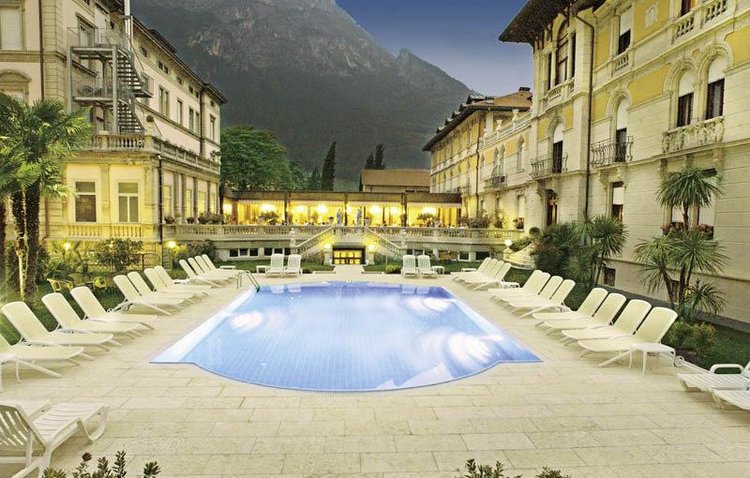 Zájezd Grand Hotel Liberty **** - Lago di Garda a Lugáno / Riva del Garda - Bazén