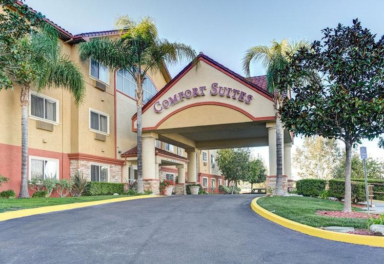 Zájezd Comfort Suites Near Six F  - Kalifornie - Monterey / Stevenson Ranch - Záběry místa