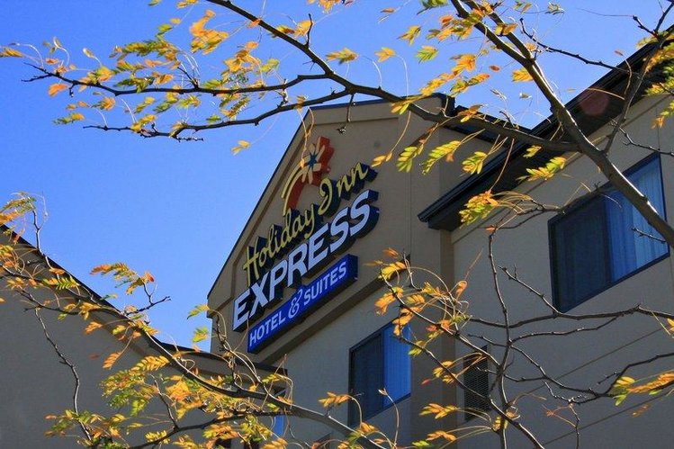 Zájezd Holiday Inn Express & Suites Lincoln South *** - Nebraska / Lincoln - Záběry místa