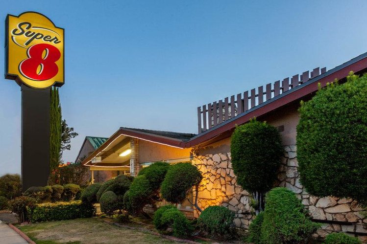 Zájezd Super 8 Motel - Canoga Park  - Kalifornie - Monterey / Canoga Park - Záběry místa