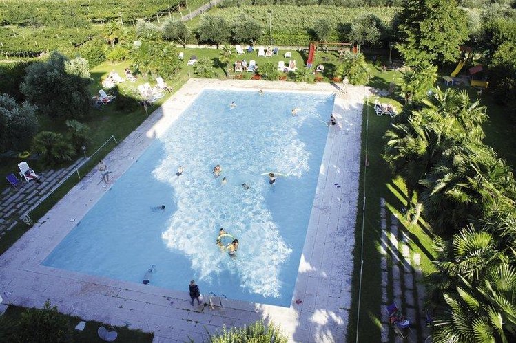 Zájezd Monica Residence *** - Lago di Garda a Lugáno / Riva del Garda - Bazén