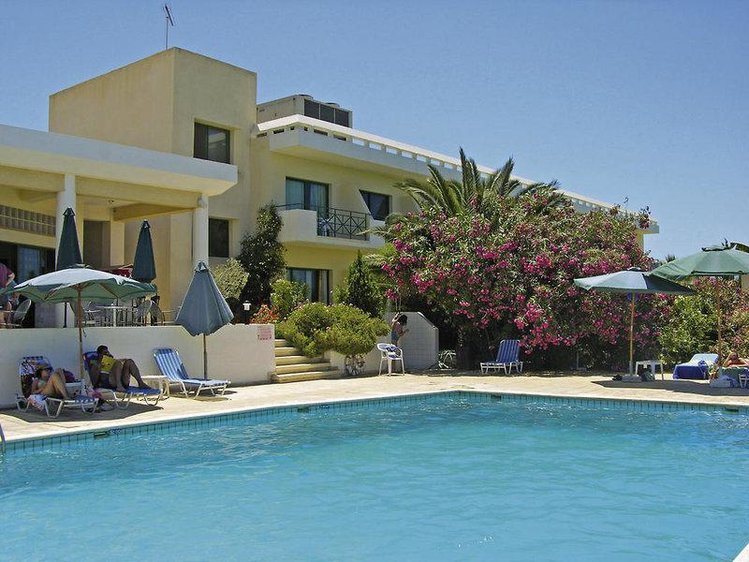 Zájezd Natura Beach Hotel & Villas *** - Kypr / Polis - Bazén