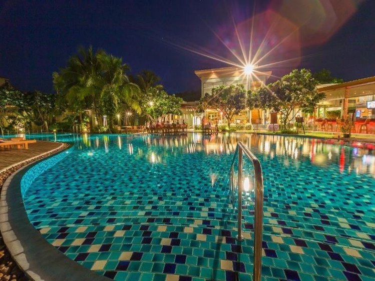 Zájezd Metadee Resort & Villas **** - Phuket / Kata Beach - Bazén