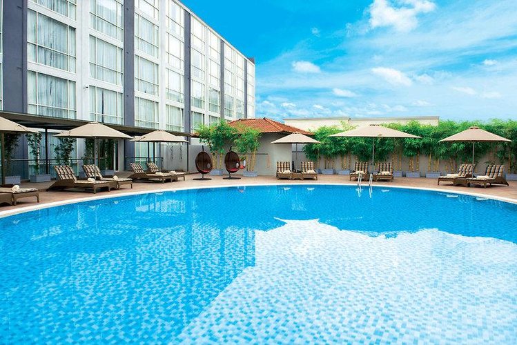 Zájezd Eastin Grand Hotel Saigon ***** - Vietnam / Ho Či Minovo Město - Bazén