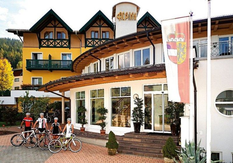 Zájezd Aktiv  Family Hotel Alpina **** - Salcbursko / Wagrain - Záběry místa