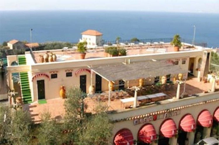 Zájezd Villa Pina Antico Francischiello *** - pobřeží Amalfi - Neapolský záliv / Massa Lubrense - Záběry místa