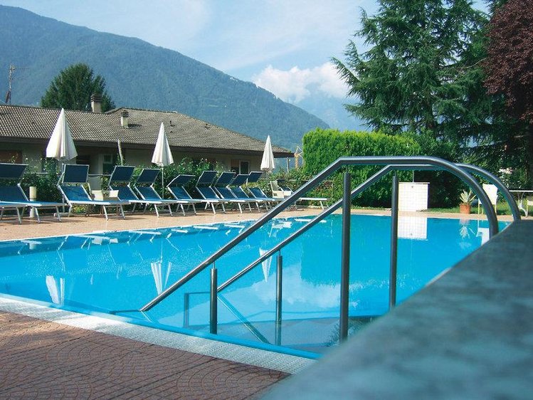 Zájezd Pension Salgart *** - Jižní Tyrolsko - Dolomity / Meran - Bazén
