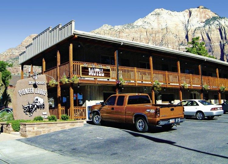 Zájezd Pioneer Lodge *** - Utah / Springdale - Záběry místa