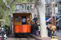 Historická tramvaj v Port de Solleru
