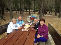 Piknik u jezera Gorg Blau