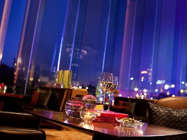 Zájezd Renaissance Hong Kong Harbour View Hotel ***** - Hongkong a Macau / Hong Kong Island - Bar