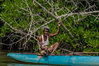 Rybáři na jezeře / řece - Maduganga