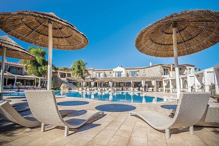 Zájezd Villas Resort **** - Sardinie / Castiadas - Bazén