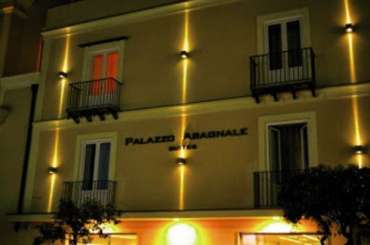Zájezd Palazzo Abagnale Guesthouse *** - pobřeží Amalfi - Neapolský záliv / Sorrent - Záběry místa