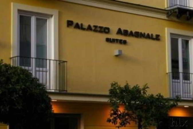Zájezd Palazzo Abagnale Guesthouse *** - pobřeží Amalfi - Neapolský záliv / Sorrent - Záběry místa