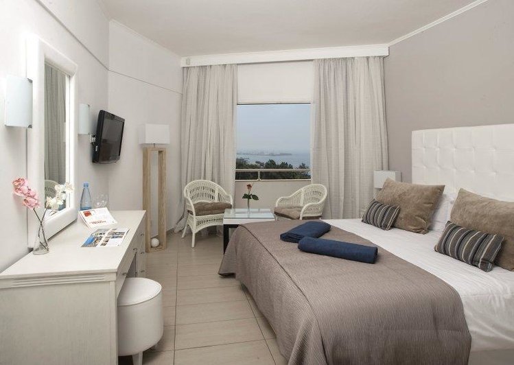 Zájezd Atlantica Bay Hotel Club **** - Kypr / Limassol - Příklad ubytování