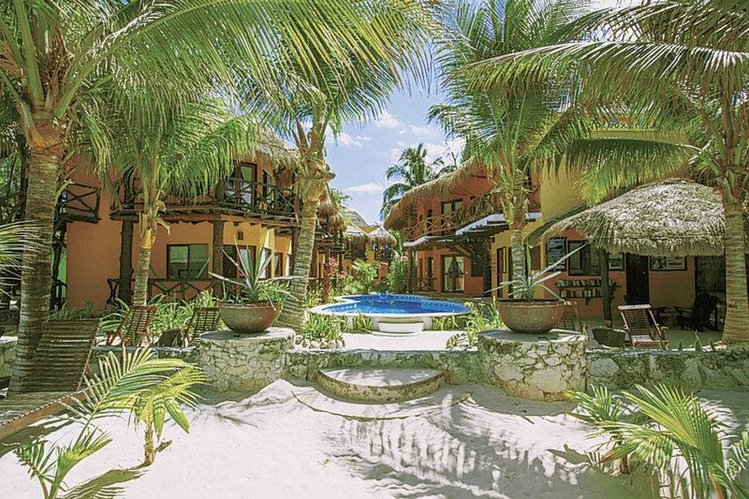 Zájezd Beachfront Hotel La Palapa **** - Yucatan / Isla Holbox - Zahrada