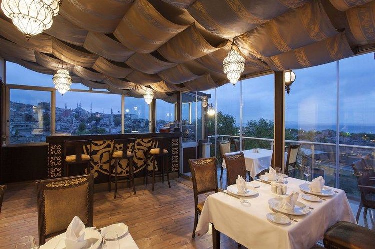 Zájezd Ottoman Hotel Park **** - Istanbul a okolí / Istanbul - Bar