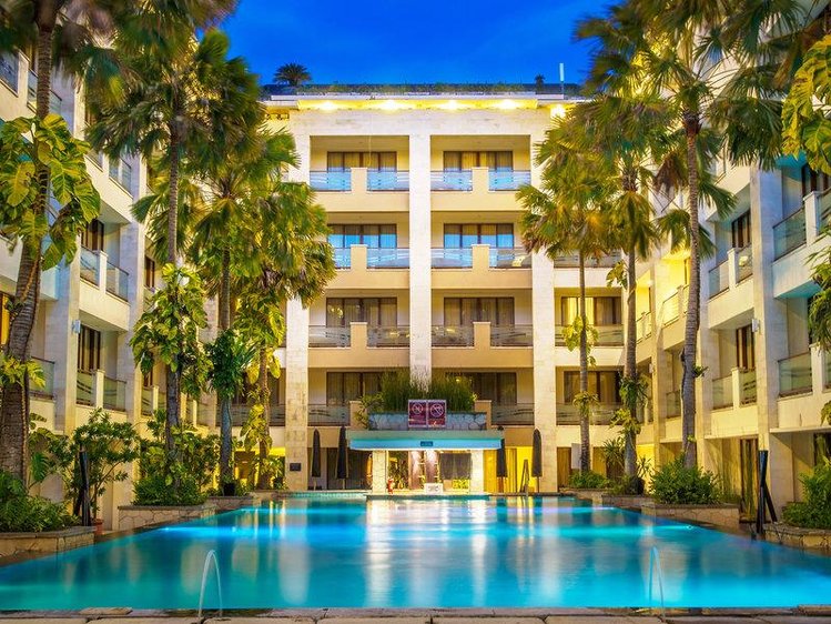 Zájezd Aston Kuta Hotel & Residence **** - Bali / Kuta - Bazén