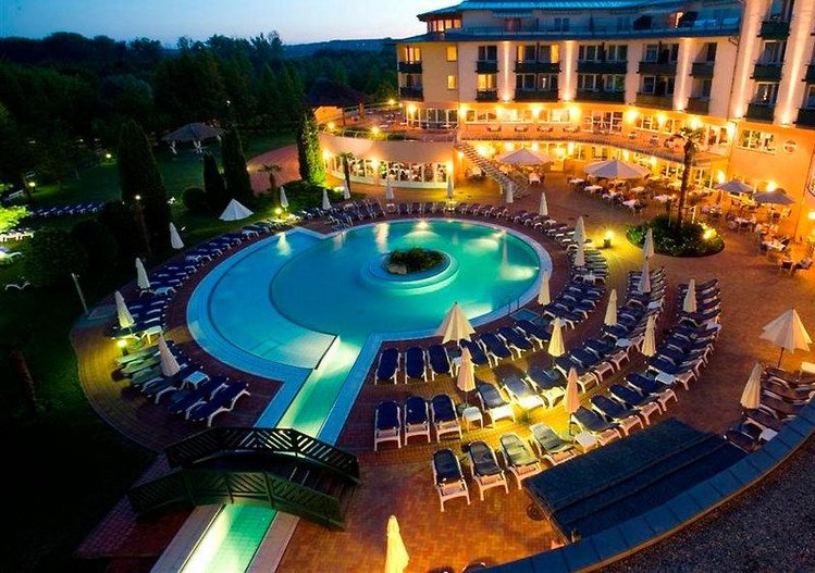 Zájezd Lotus Therme Hotel & Spa ***** - Balaton / Heviz - Bazén