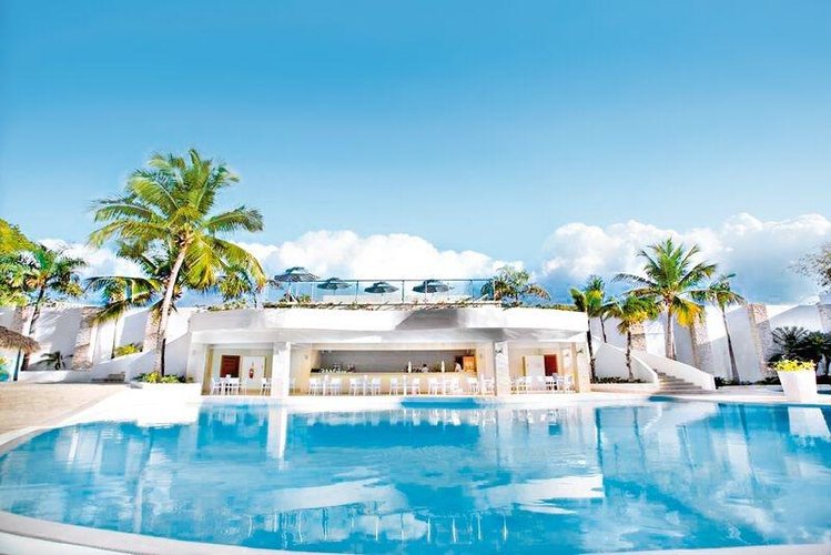 Zájezd Viva Wyndham V Heavens ****+ - Dominikánská rep. - sever / Playa Dorada - Bazén