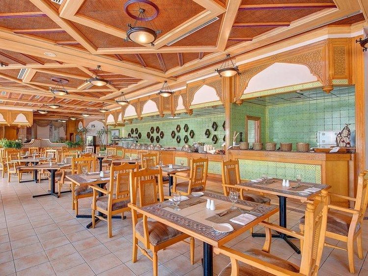 Zájezd Crowne Plaza Resort Salalah ***** - Omán / Salalah - Restaurace