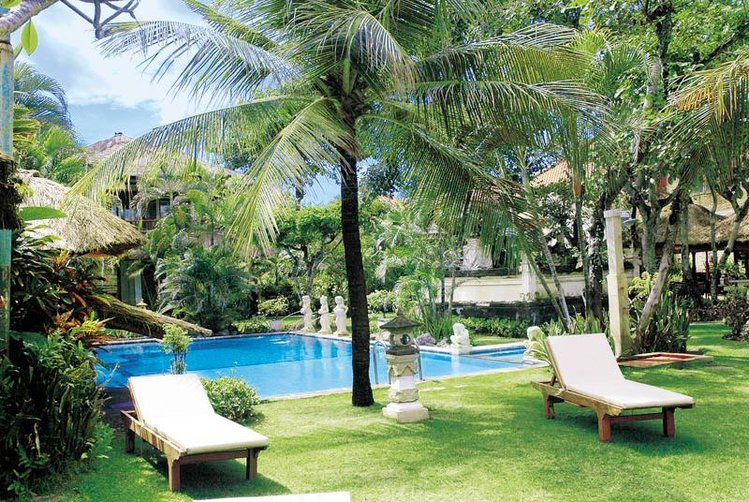 Zájezd The Sari Beach Hotel ** - Bali / Legian - Bazén