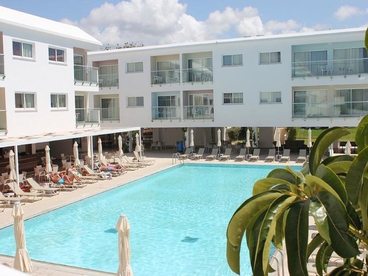 Zájezd SunConnect Sofianna Resort **** - Kypr / Kato Paphos - Bazén