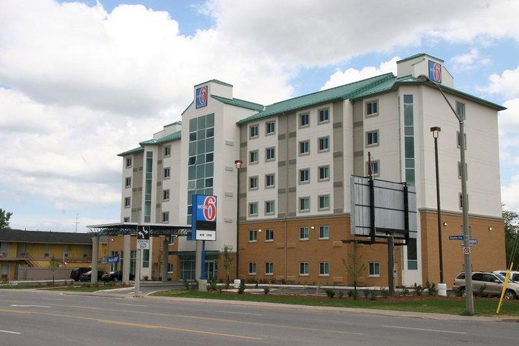 Zájezd Motel 6 Niagara Falls ** - Ontario / Niagárské vodopády - Záběry místa
