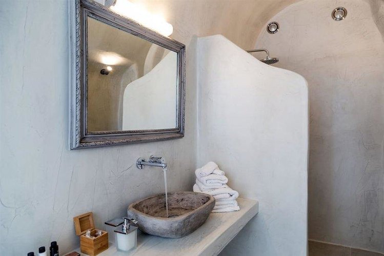 Zájezd Adamant Suites **** - Santorini / Fira - Koupelna