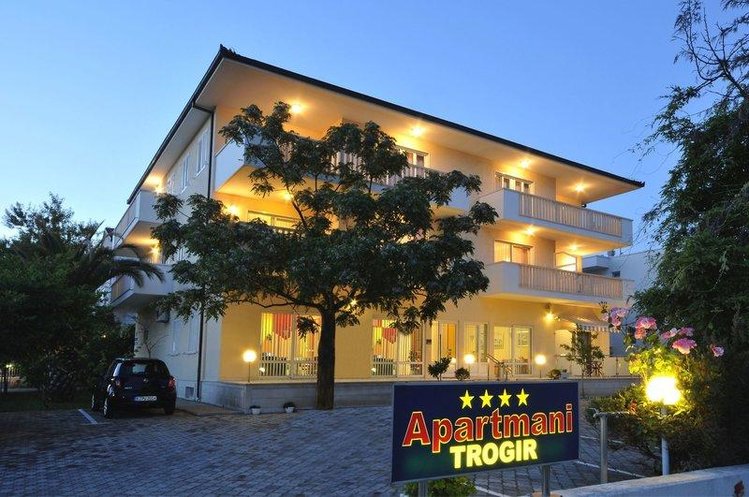 Zájezd Apartments Trogir **** - Kvarnerský záliv / Trogir - Záběry místa