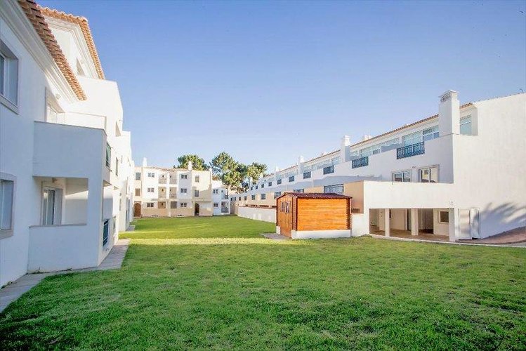 Zájezd Apartamentos Turisticos - Palmeiras de Santa Eulalia *** - Algarve / Santa Eulalia - Záběry místa