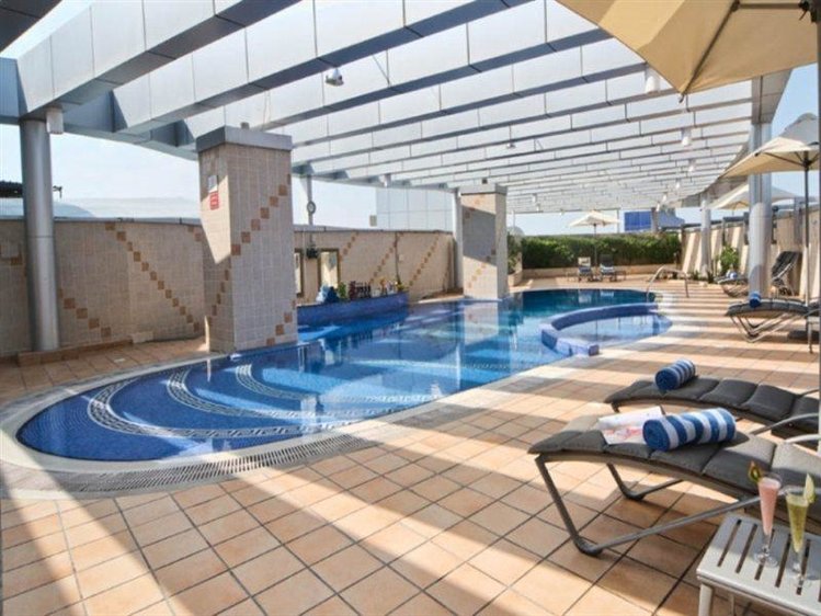 Zájezd City Seasons Suites Dubai **** - S.A.E. - Dubaj / Dubaj - Vnitřní bazén