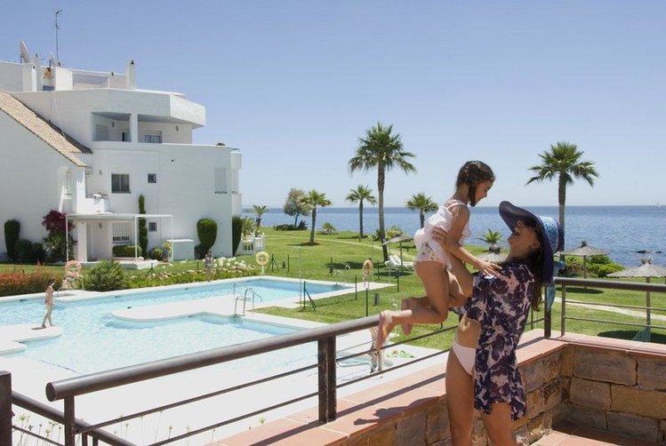 Zájezd Casares del Mar Luxury Apartments *** - Costa del Sol / Estepona - Bazén
