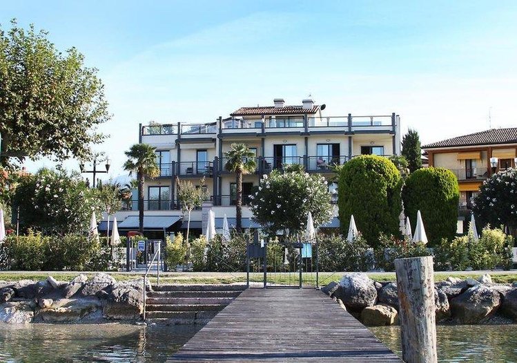Zájezd Villa Letizia *** - Lago di Garda a Lugáno / Bardolino - Zahrada