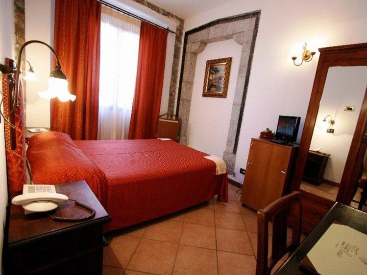 Zájezd Villa Sonia **** - Sicílie - Liparské ostrovy / Castelmola - Příklad ubytování