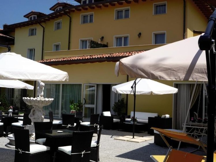 Zájezd Borgo dei Poeti Wellness Resort **** - Lago di Garda a Lugáno / Manerba del Garda - Záběry místa