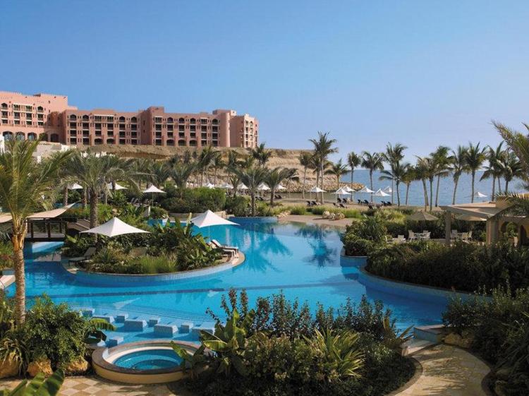 Zájezd Shangri-La Barr Al Jissah Resort & Spa ***** - Omán / Muscat - Bazén