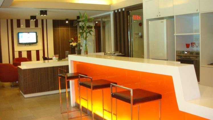 Zájezd Sarasinee All Suites Apartment & Hotel *** - Bangkok a okolí / Bangkok - Bar