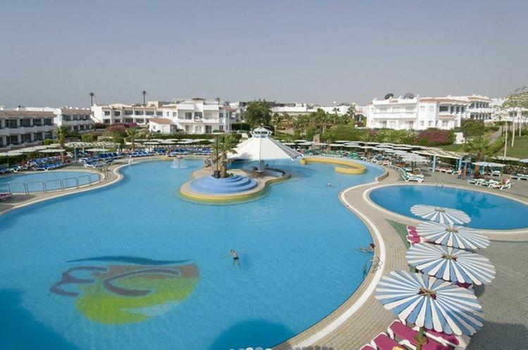 Zájezd Dreams Beach Resort ***** - Šarm el-Šejch, Taba a Dahab / Sharm el Sheikh - Bazén